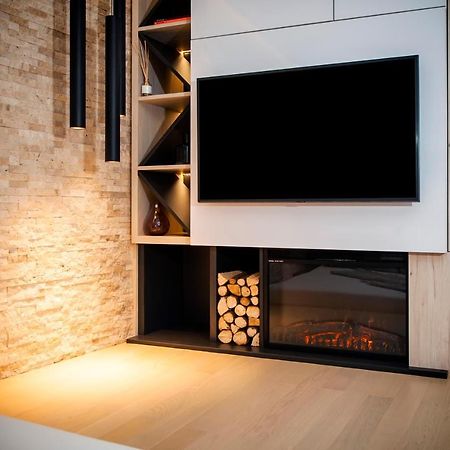 Apartments Casa Dekic Ровин Екстериор снимка