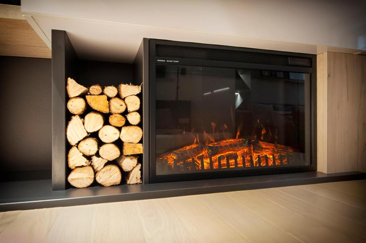 Apartments Casa Dekic Ровин Екстериор снимка